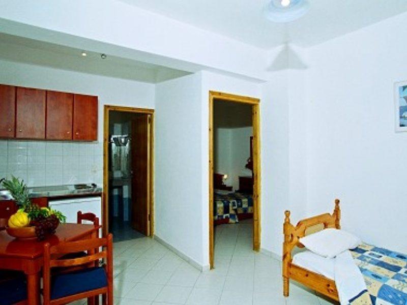 Lithakia Beach Hotel Zakynthos Island Екстериор снимка