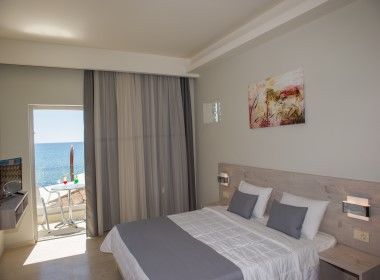 Lithakia Beach Hotel Zakynthos Island Екстериор снимка